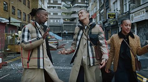 burberry singing in the rain campaign|Seen+Noted: Burberry remakes Singing in the Rain in .